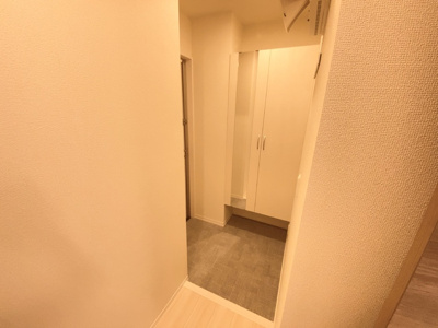 【玄関】 | ル・カリーナ