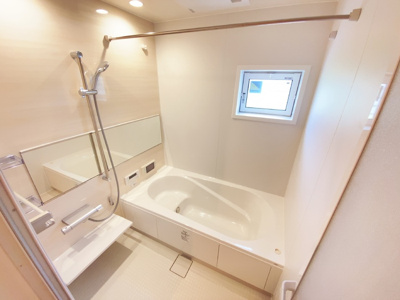 【浴室】 | ル・カリーナ