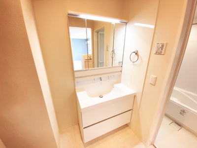 【洗面所】 | ル・カリーナ