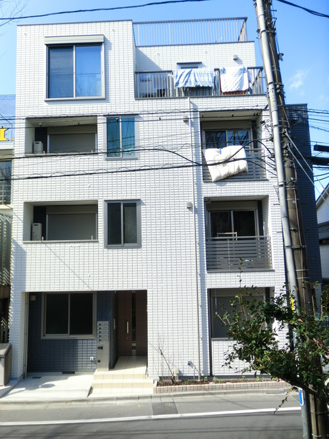 渋谷区代々木５丁目の賃貸マンションの外観