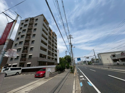 【その他】 | シャルマンフジ堺東ロイヤルガーデン | キッチンで毎日のお料理も楽しくできますね！３口コンロですので、お料理の幅も広がりますよ！