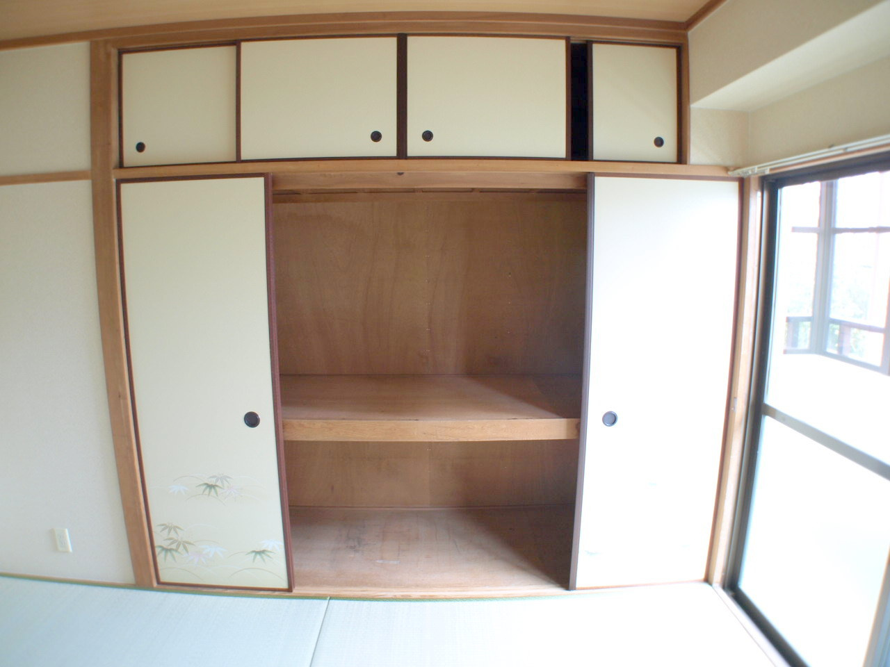 マンション摂陽の収納