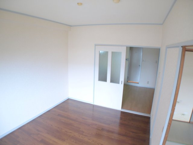 マンション摂陽の居間・リビング