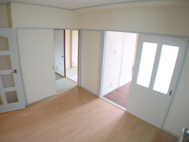 マンション摂陽の居間・リビング