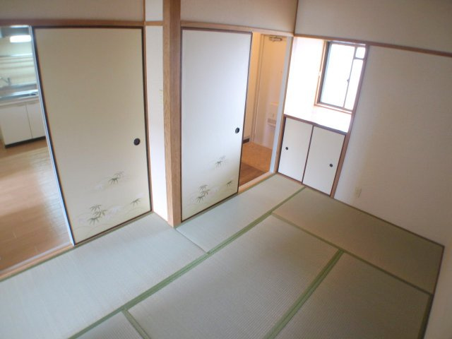 マンション摂陽の和室