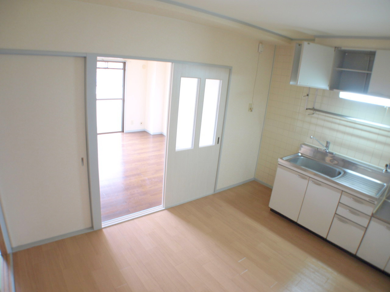 マンション摂陽の居間・リビング