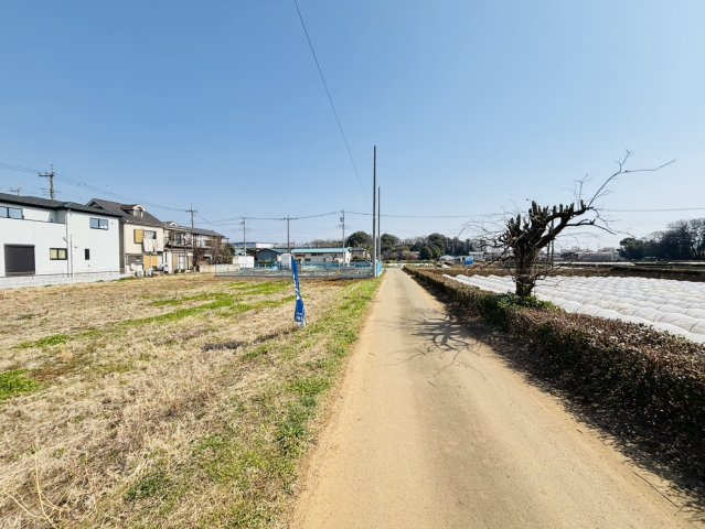 敷地面積141坪　売地　ふじみ野市大井武蔵野の前面道路含む現地写真|現地（2025年12月）撮影　東側4.0ｍ公道！南側3.7ｍ公道に15ｍ以上の接道で、お車の出し入れもラクラクです♪
