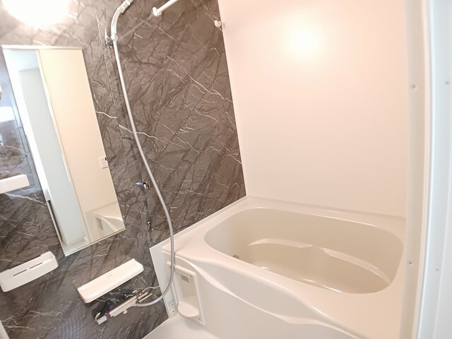 ヒカルサ土浦神立ウエストの浴室