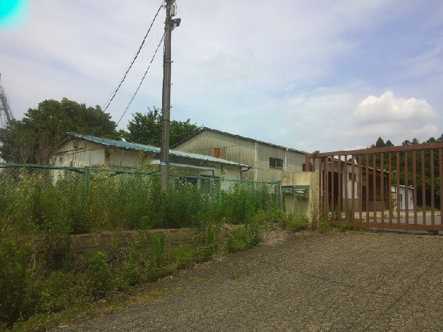 印旛郡酒々井町尾上の倉庫の外観