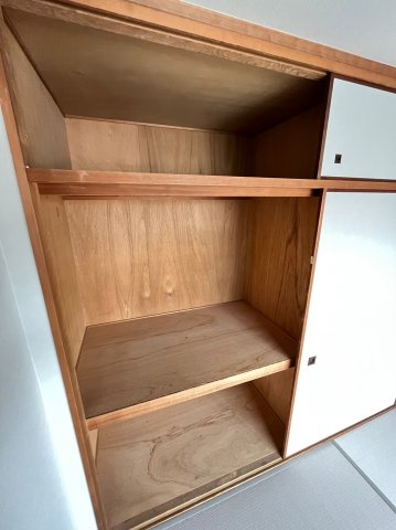 大阪市城東区中央２丁目の賃貸マンションの収納