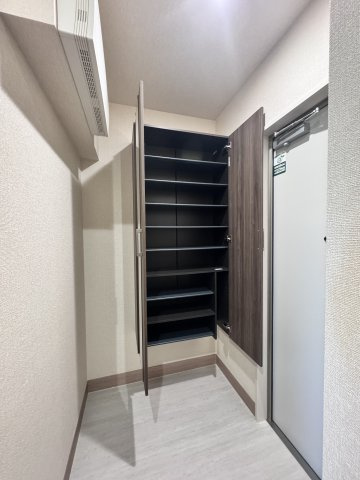 GRAMM奥海印寺EASTのその他|シューズボックス