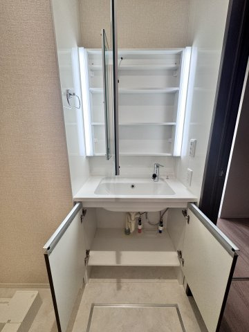 GRAMM奥海印寺EASTの洗面所