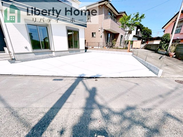 日立市水木町2丁目　新築戸建の駐車場