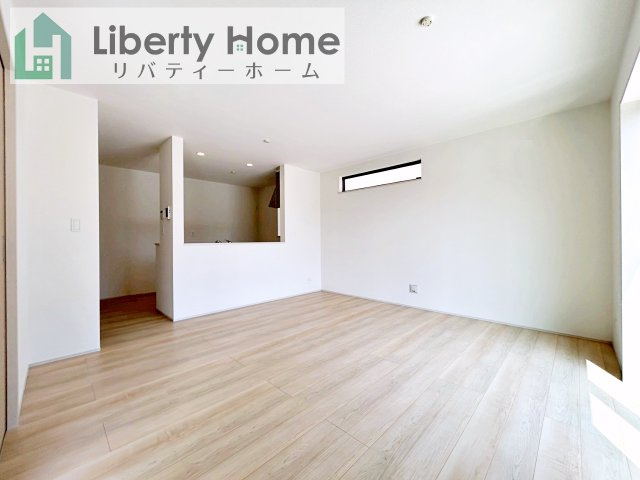 日立市水木町2丁目　新築戸建の居間・リビング