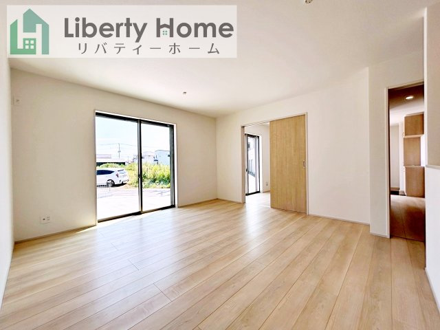 日立市水木町2丁目　新築戸建の居間・リビング