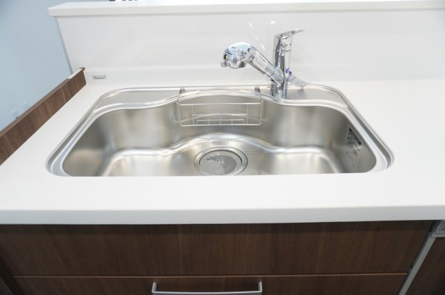 越谷市大間野町5丁目 中古戸建のキッチン