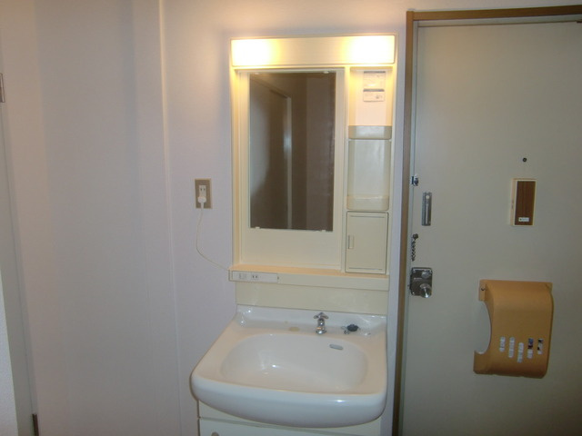 パナハイツ青谷の洗面所|独立洗面化粧台