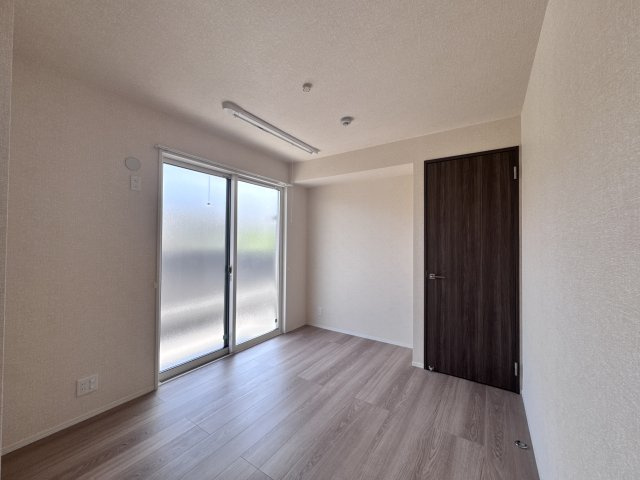 GRAMM奥海印寺EASTの洋室