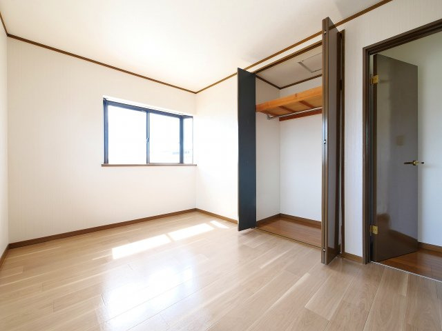 北永井町遊田邸の洋室|きれいな洋室です