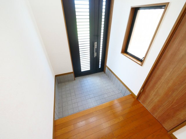 北永井町遊田邸の玄関|シンプルで使いやすい玄関です