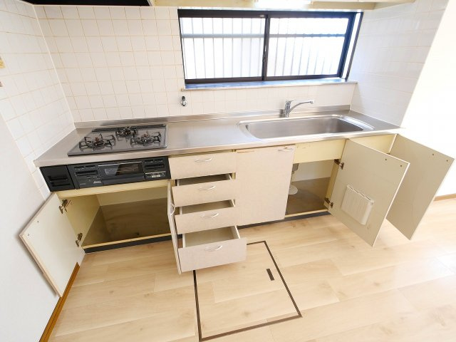 北永井町遊田邸のキッチン|使いやすいキッチンです