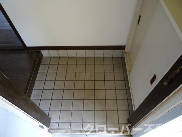 メゾニティ津島　Ｄ棟の玄関