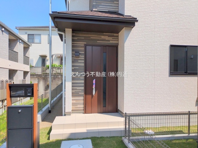 ハートフルタウン土原8期の玄関