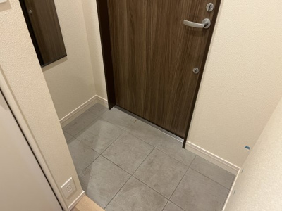 【玄関】