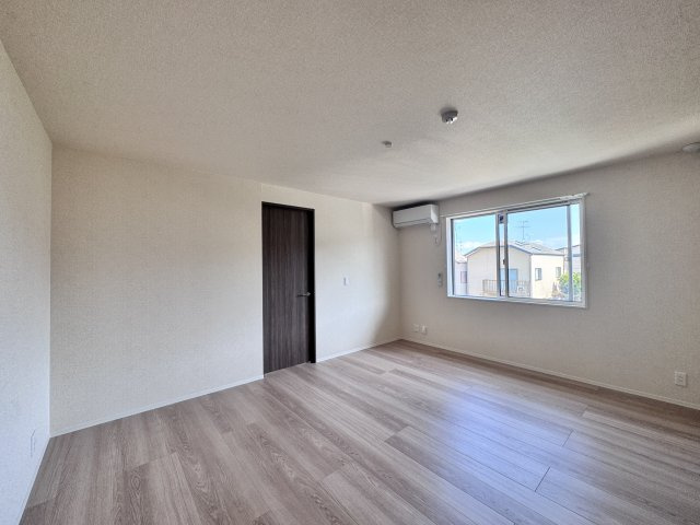 GRAMM奥海印寺EASTの洋室