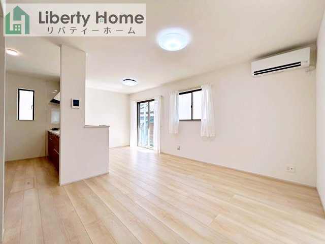 水戸市見和3丁目　新築戸建　A号棟の居間・リビング