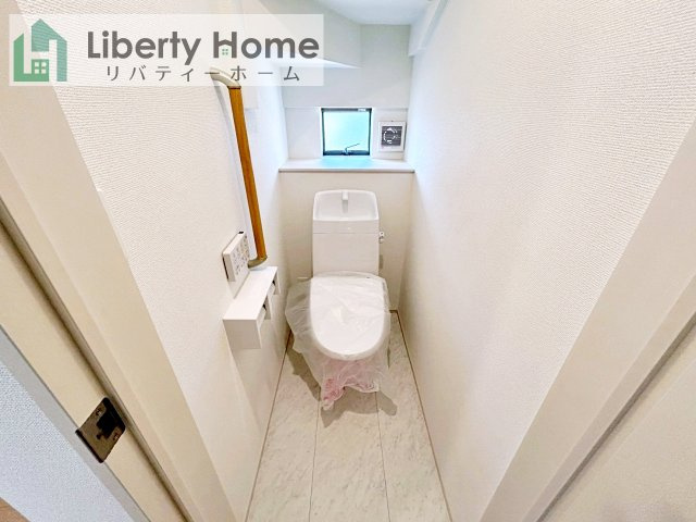 水戸市見和3丁目　新築戸建　B号棟のトイレ