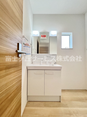 【独立洗面台】 | 富士市天間 23-1期 新築一戸建て 2号棟 | 独立洗面台です