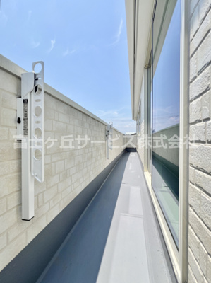 【バルコニー】 | 富士市天間 23-1期 新築一戸建て 2号棟 | 陽当たり良好なバルコニーです