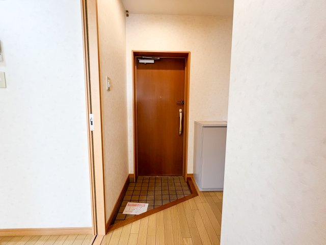 クレアフジモトの玄関