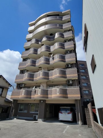 クレアフジモトの外観