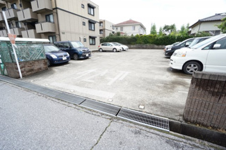 【駐車場】 | ランドウィン　五番館