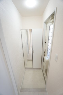 【玄関】 | ファーストヴューラ十番館