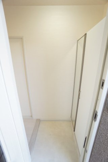 【玄関】 | ファーストヴューラ十番館