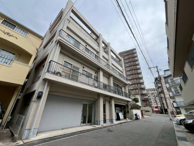 サンモール王子公園の外観