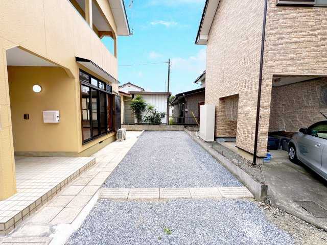 足利市葉鹿町　中古住宅の外観