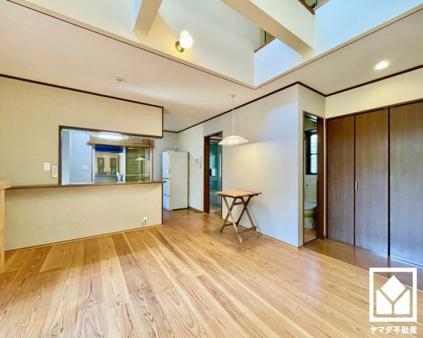 宇治市炭山土井谷の居間・リビング