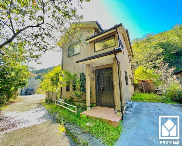 宇治市炭山土井谷の外観