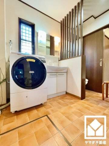 宇治市炭山土井谷の洗面所