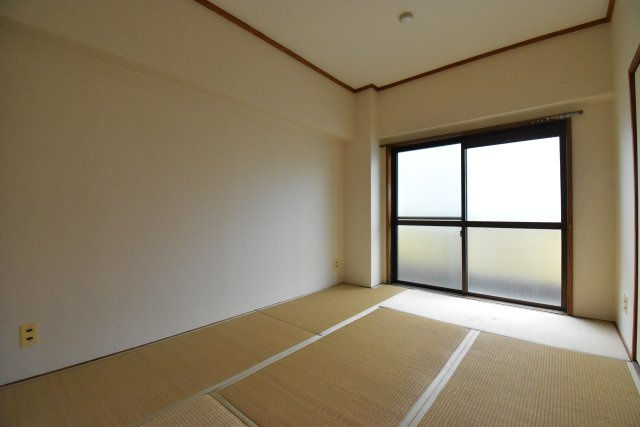 杉本マルミマンションの和室