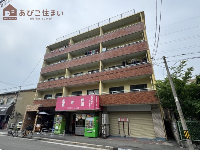 杉本マルミマンションの外観