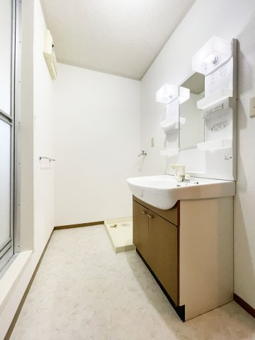 シャトル沖浜　A棟の洗面所