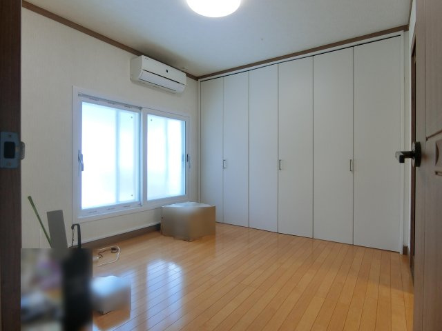 米子市西福原9丁目22-5の洋室
