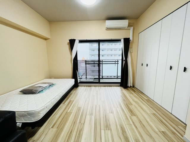 【寝室】プレサンス昭和通エスライズ 
