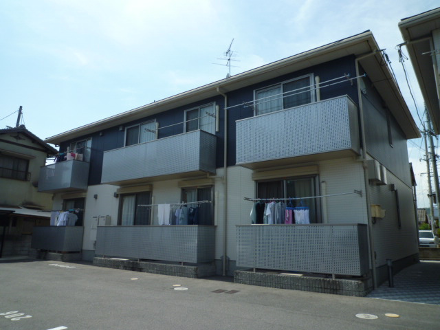 倉敷市水江のアパートの外観