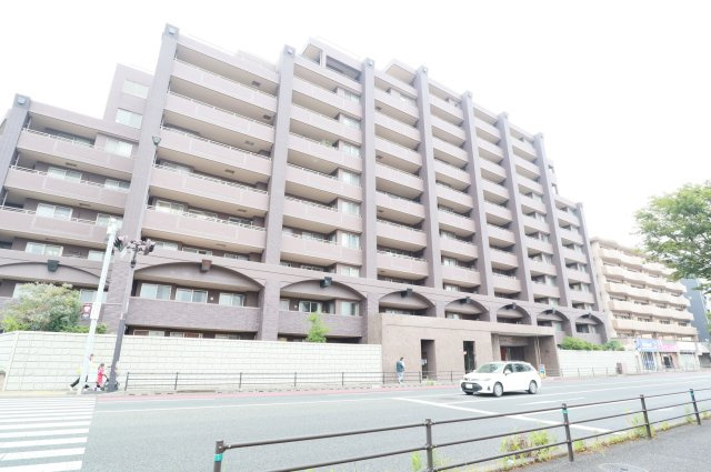 【外観】 | アダージュ原五番館 | 駐輪場に空きがあるので自転車で駅まで行くことができます